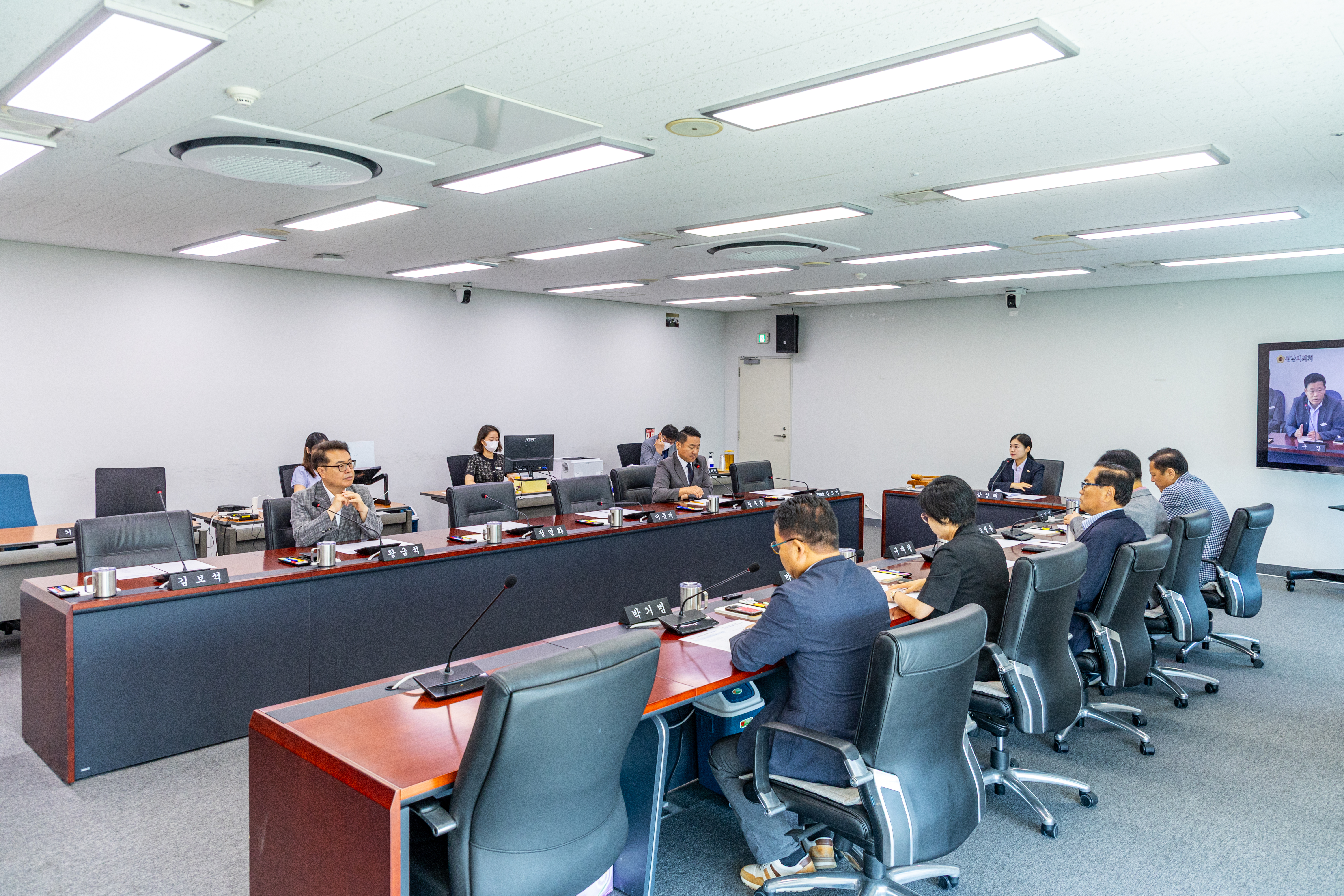 폐회중 의회운영위원회 - 2