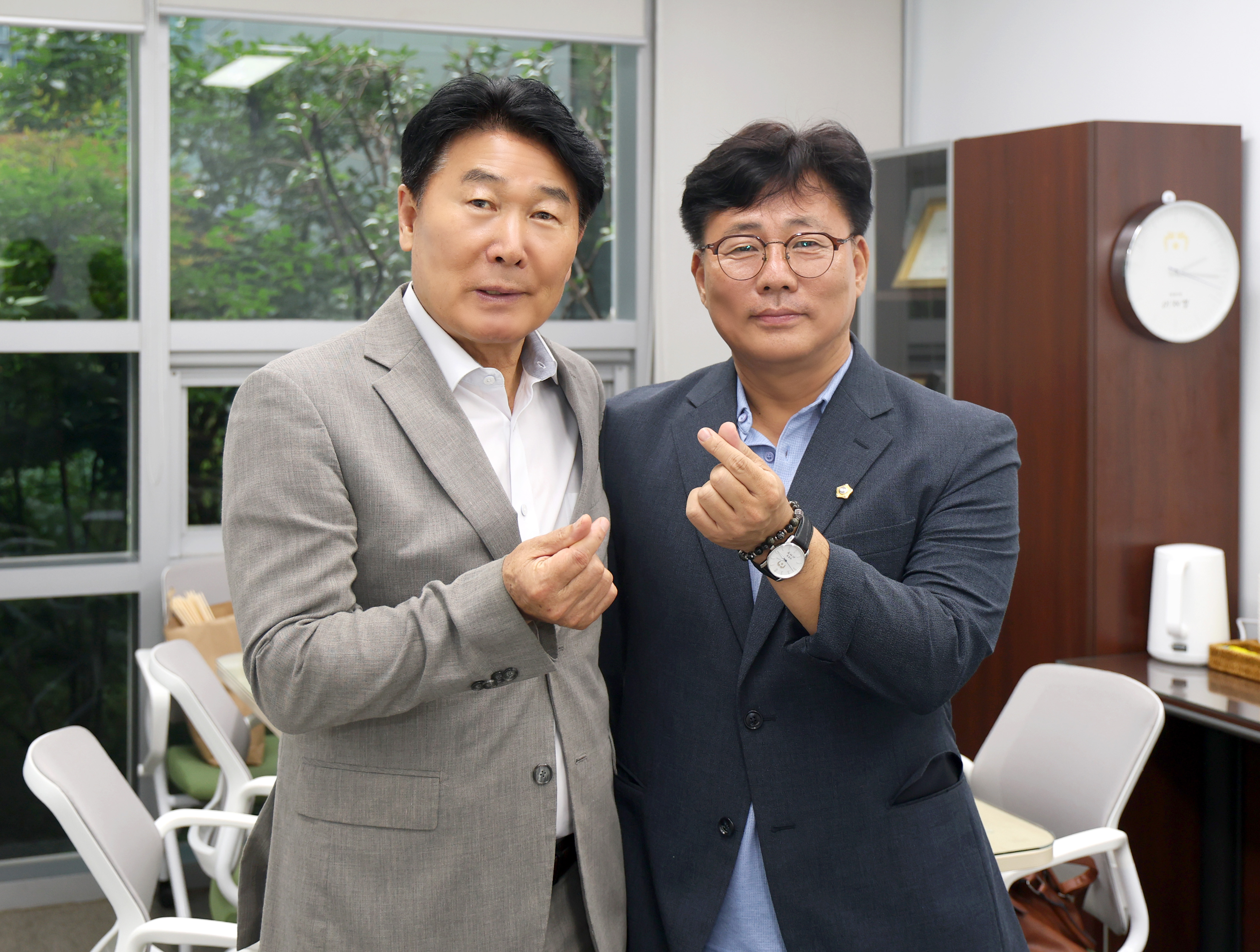 성남시의회 의원실 순회 - 1