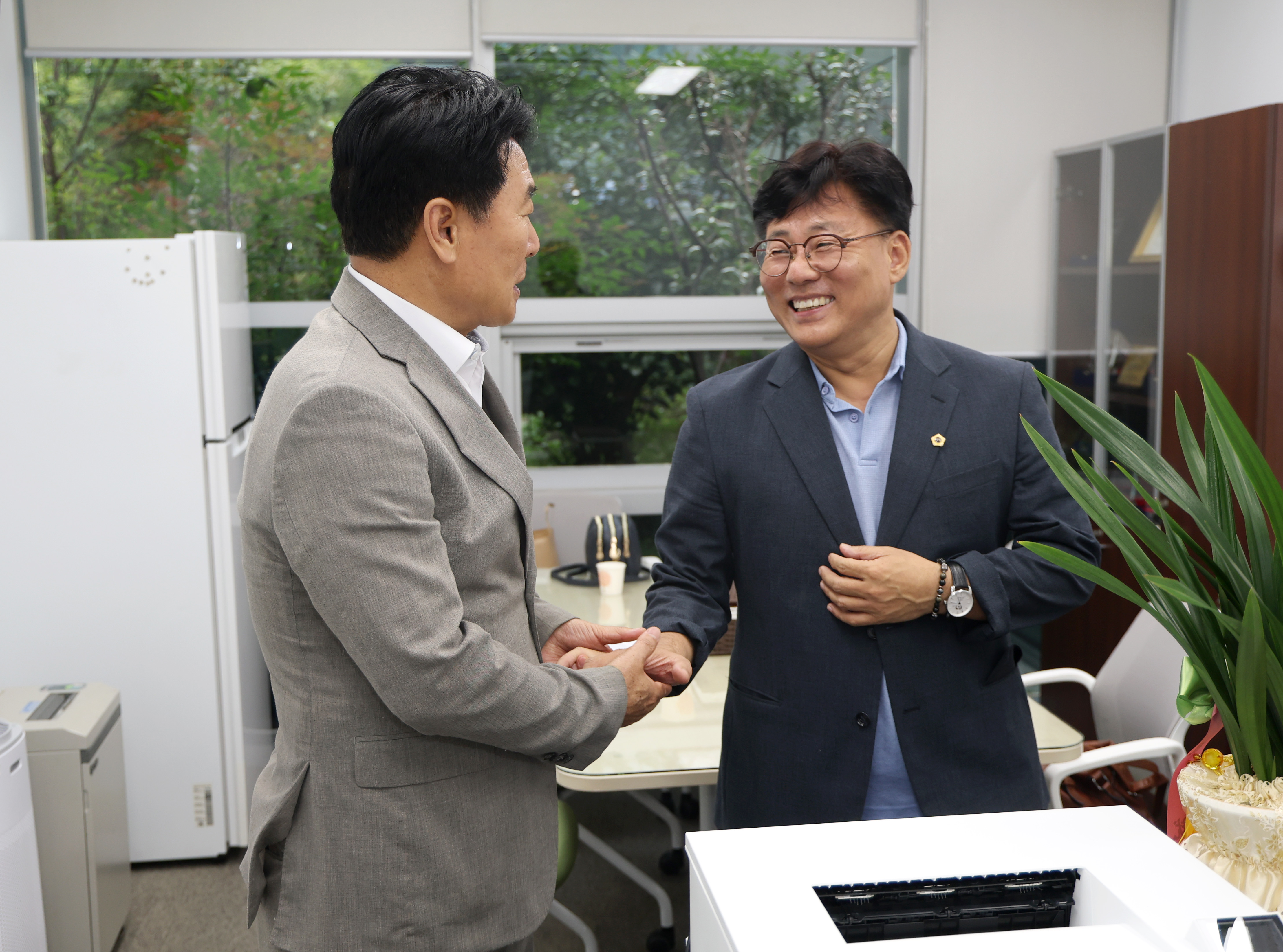 성남시의회 의원실 순회 - 2