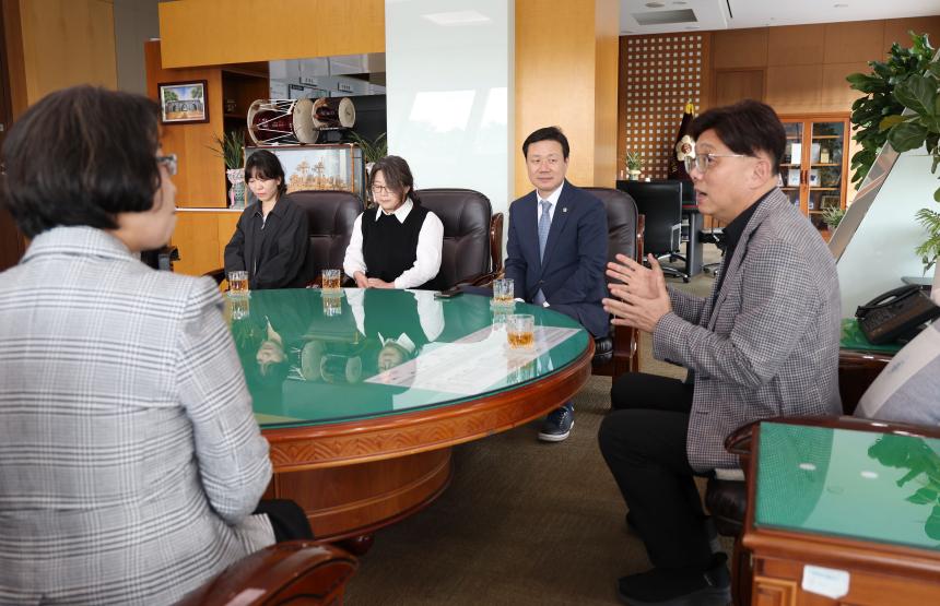 모범시민 감사패 전달 - 12