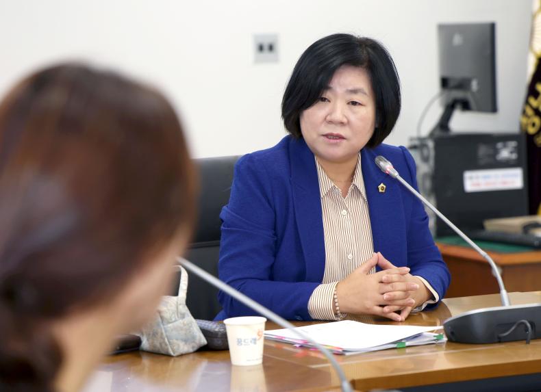 성남시 아동복지시설 퇴소아동 지원 조례 개정을 위한 간담회 - 4