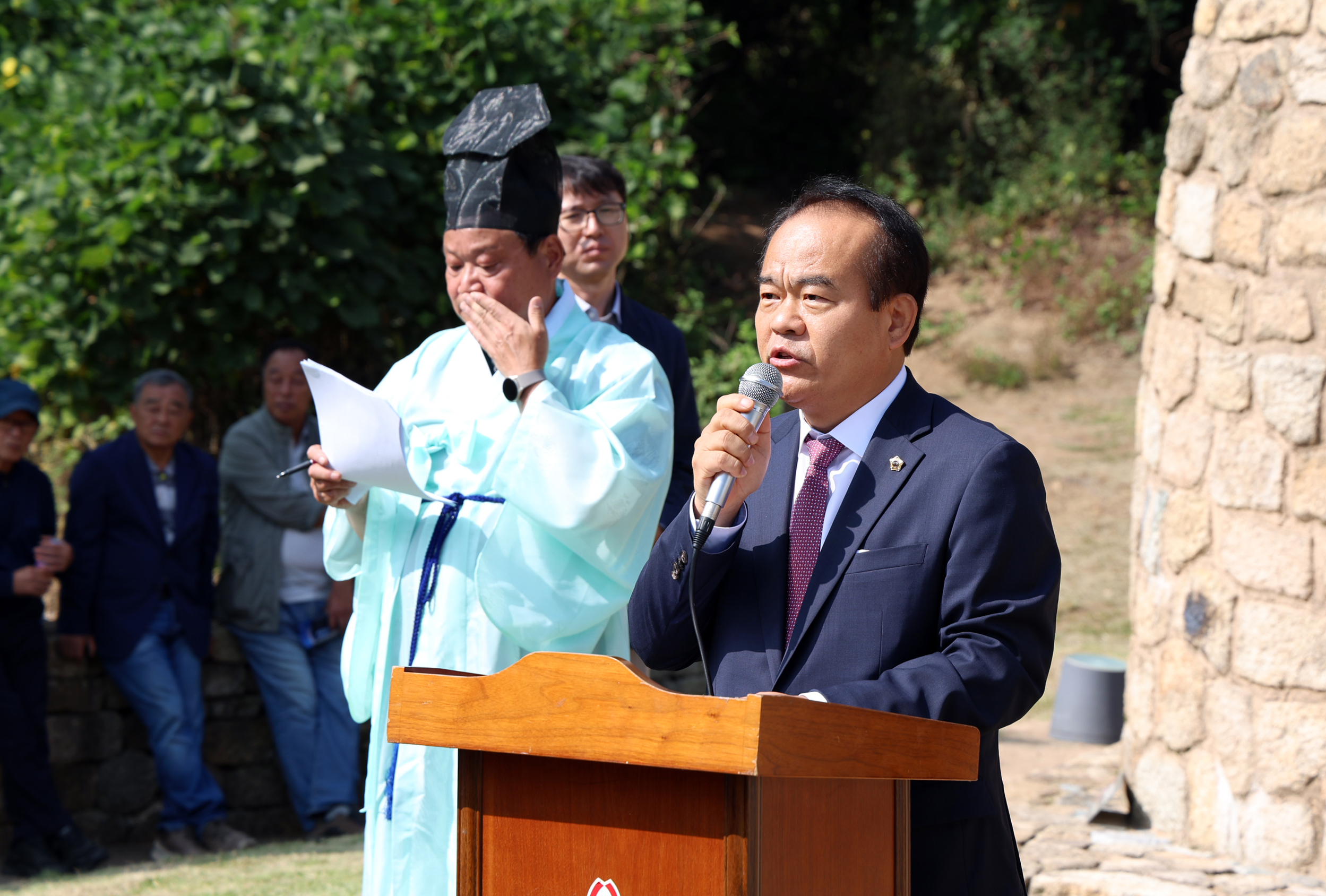 성남시의회, 제10회 천림산 봉수제 참석 - 1