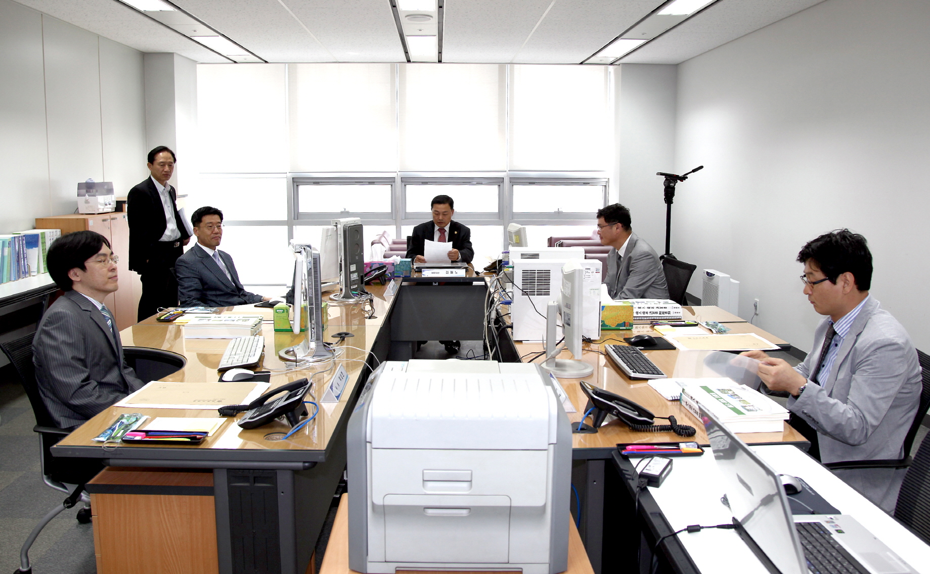 2010 회계년도 결산 검사위원 위촉 - 2