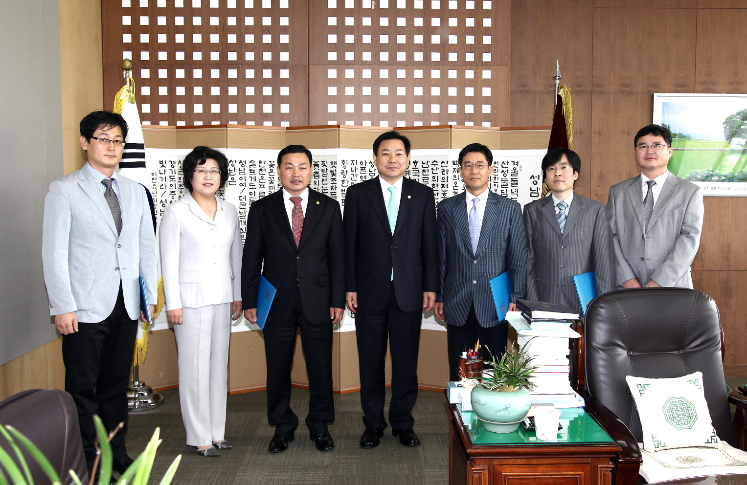 2010 회계년도 결산 검사위원 위촉 - 3