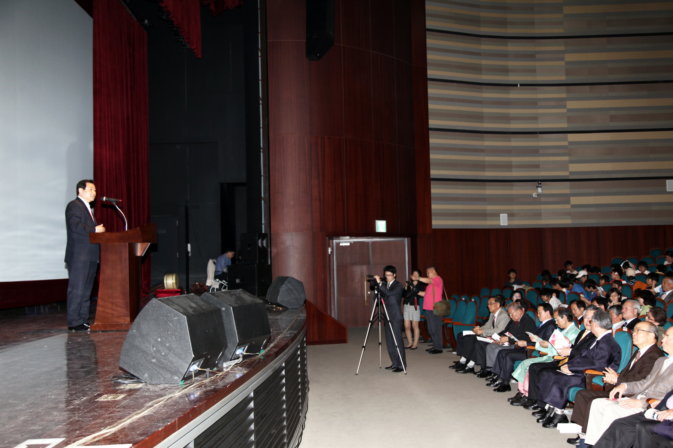 둔촌  이집선생을 널리 선양하는 계기가 될 수 있기를 ...  - 2