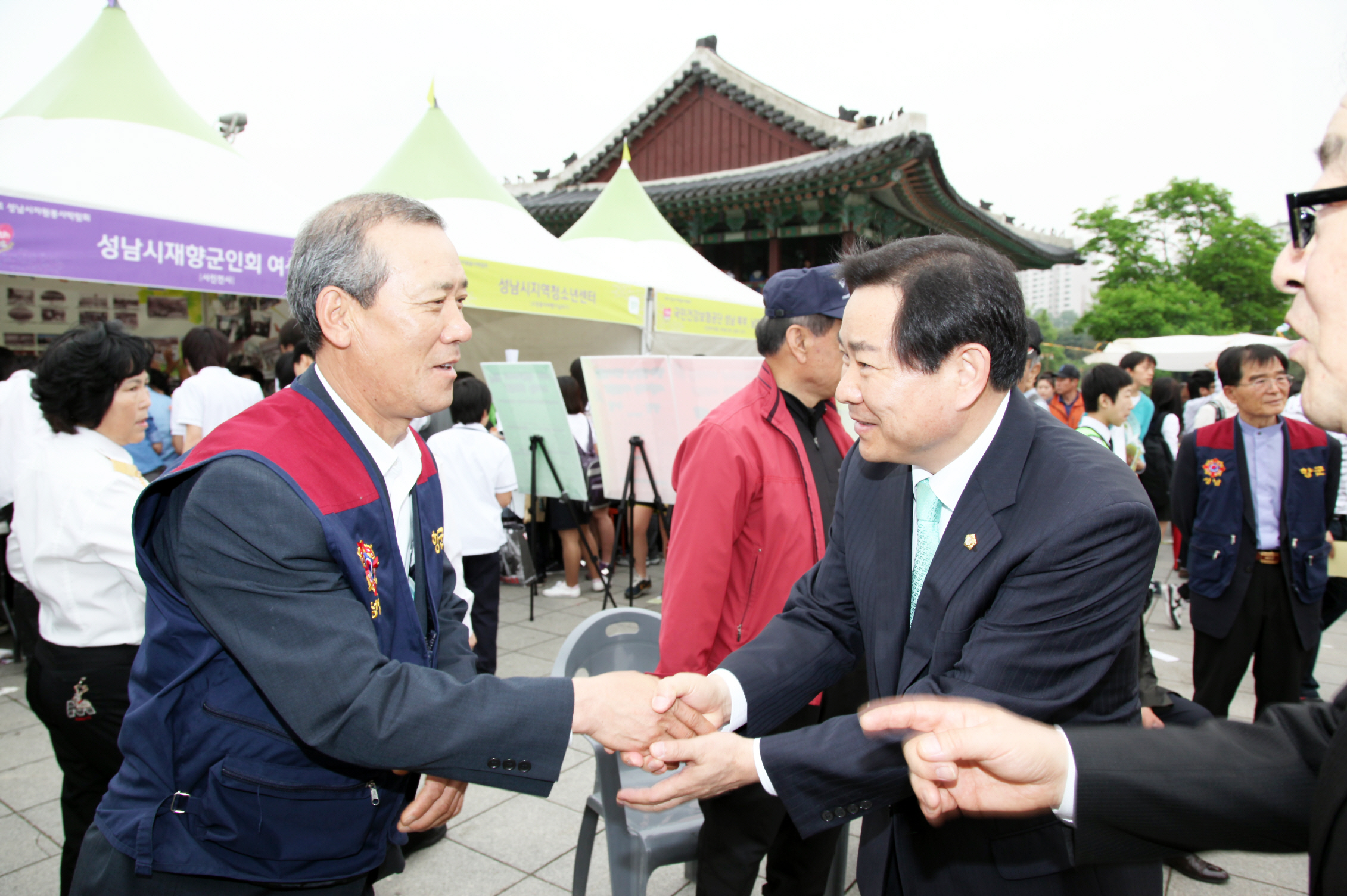 봉사와 나눔의 실천 \\\"제12회 자원봉사 박람회\\\"  - 1