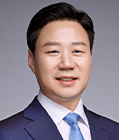 Lee Jun Bae 의원
